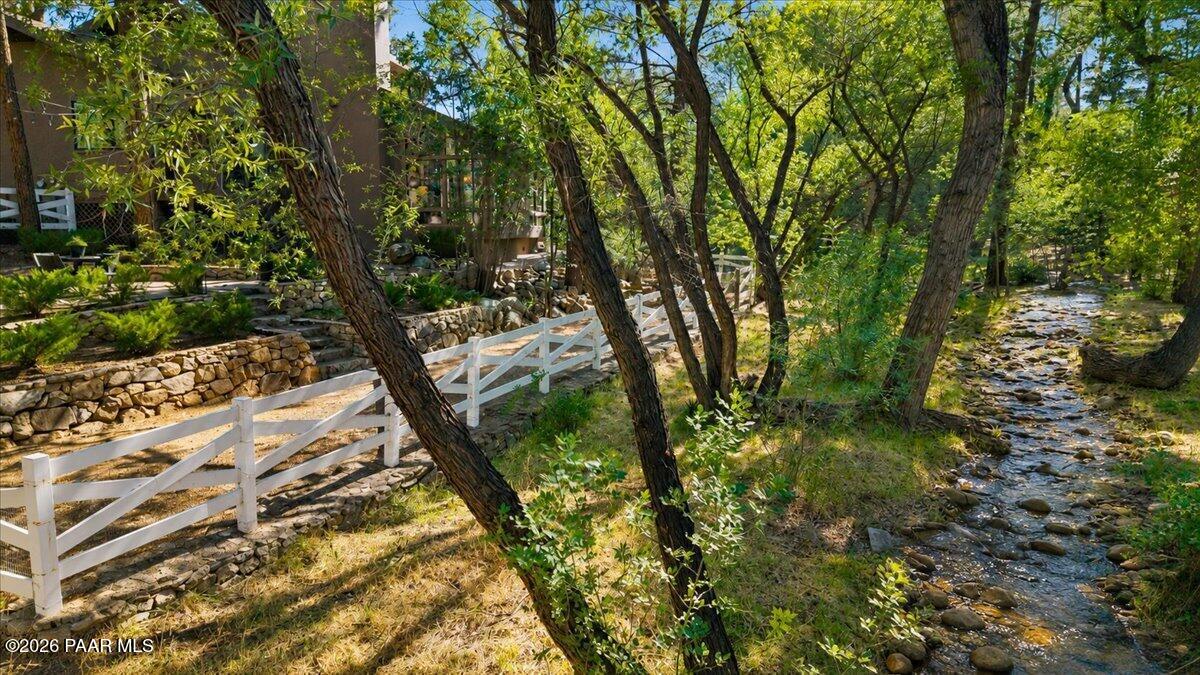 1684 Stable Rock Road