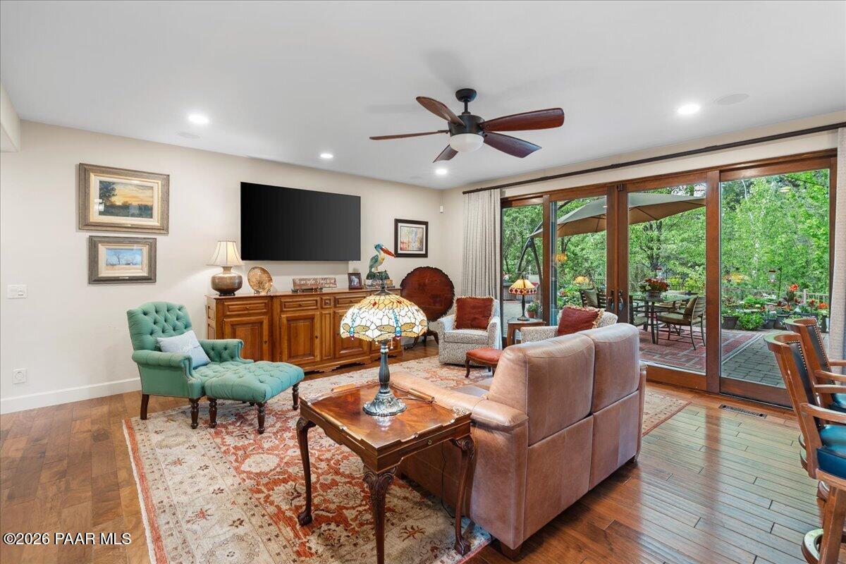 1684 Stable Rock Road