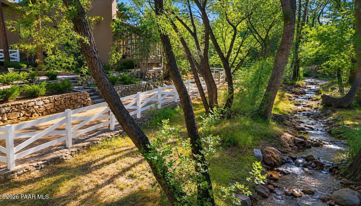 1684 Stable Rock Road