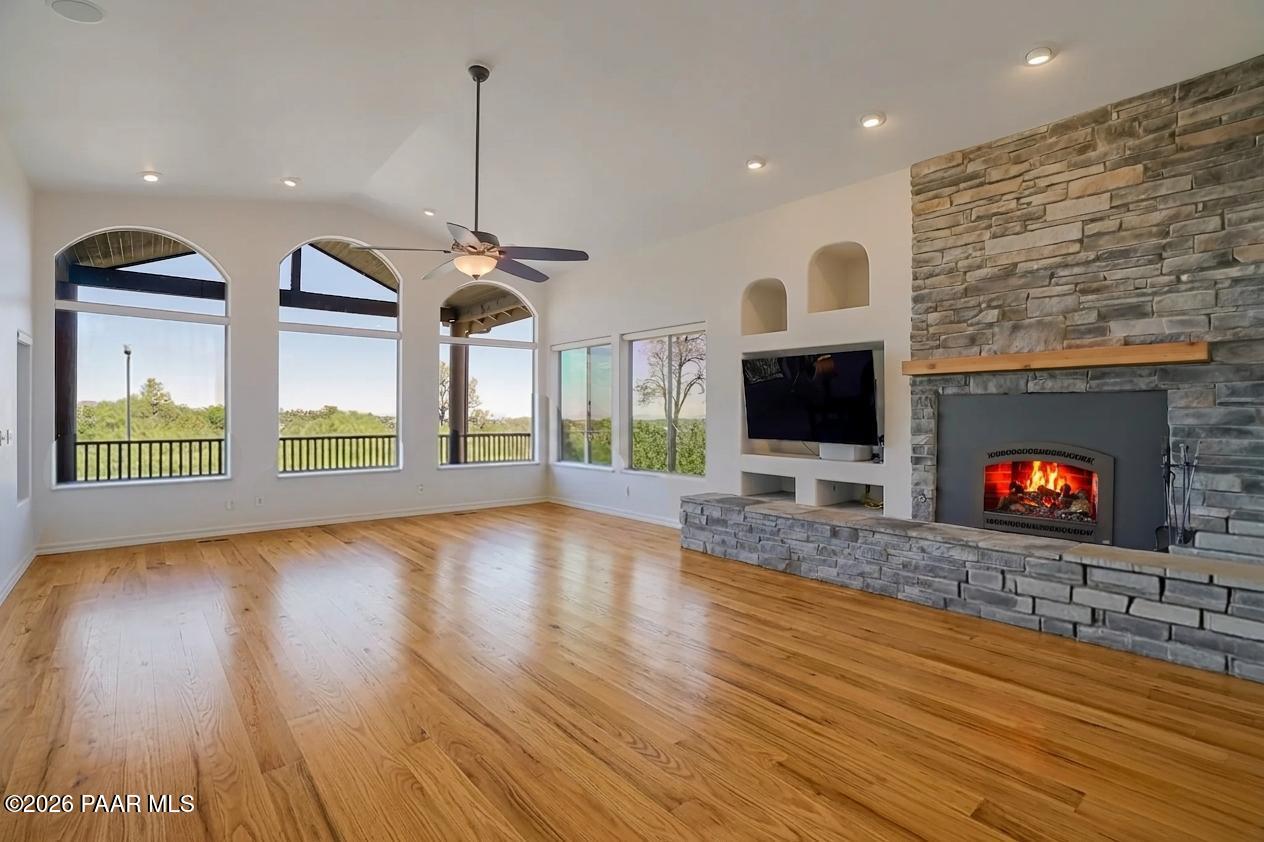2020 Rustic Timbers Lane