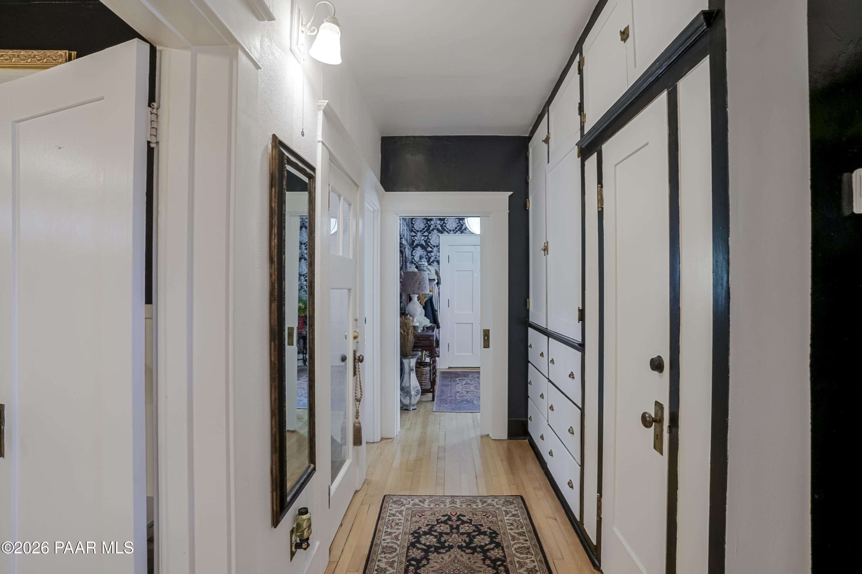 310 S Mount Vernon Avenue