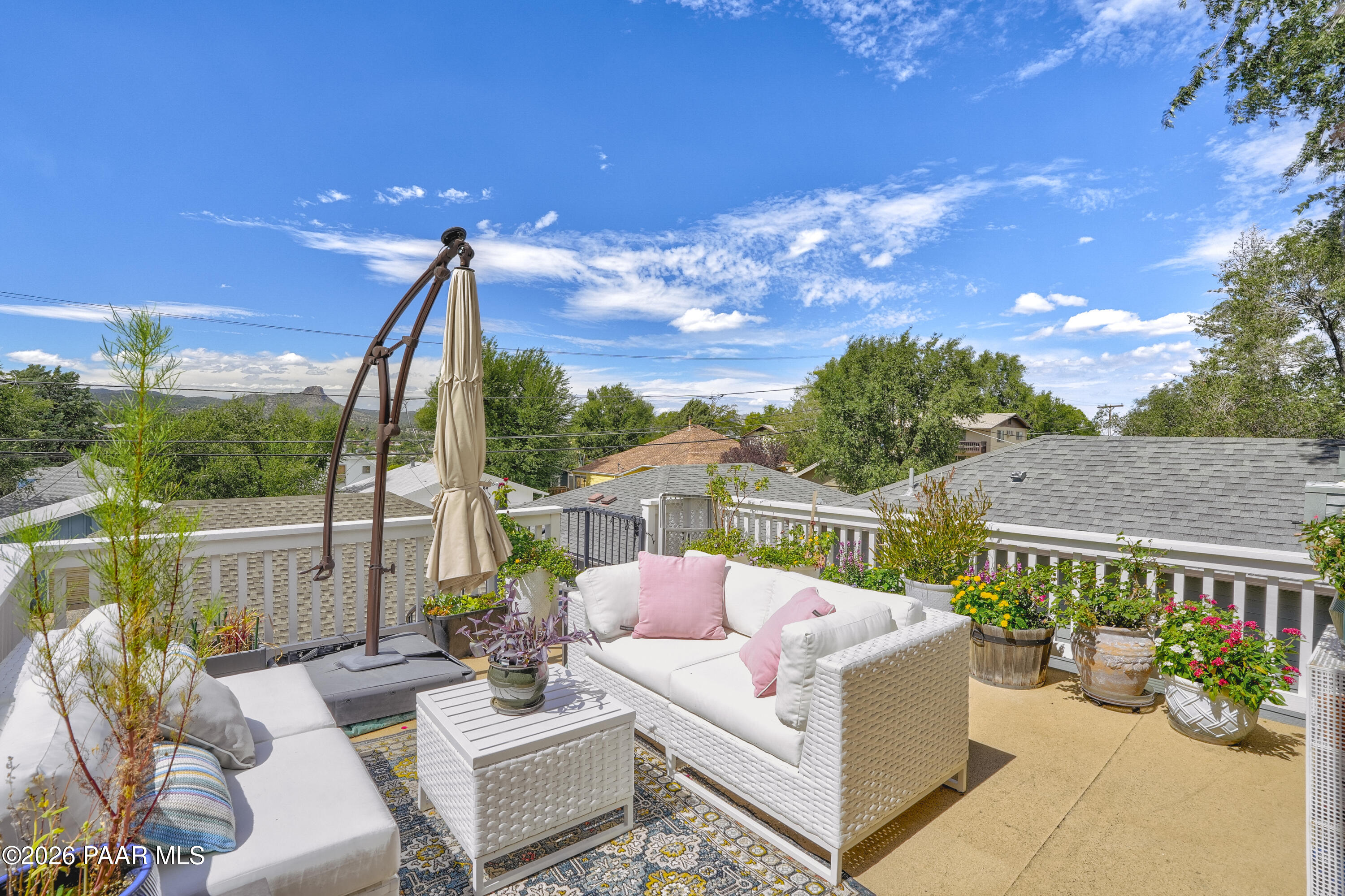 310 S Mount Vernon Avenue
