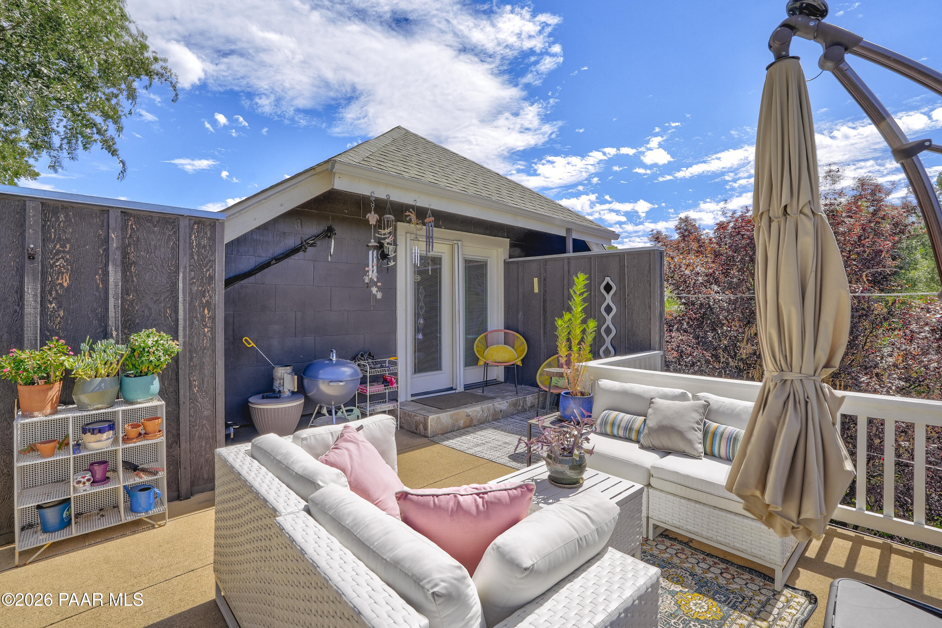 310 S Mount Vernon Avenue