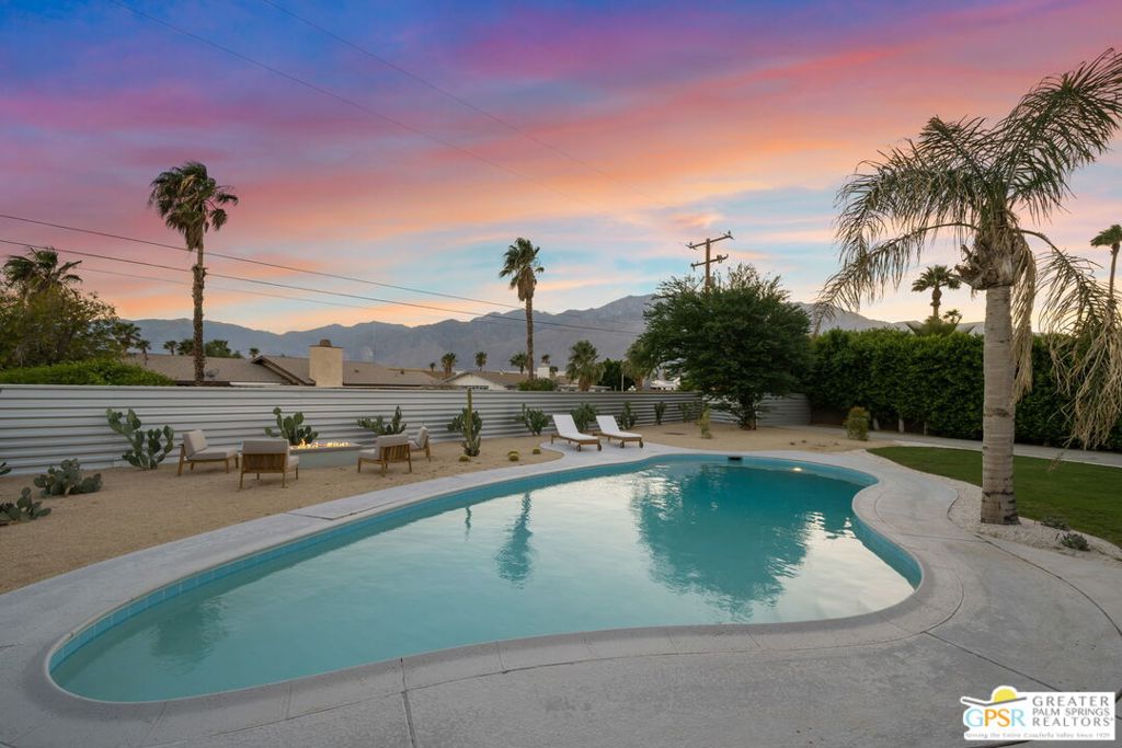 1463 Via Roberto Miguel