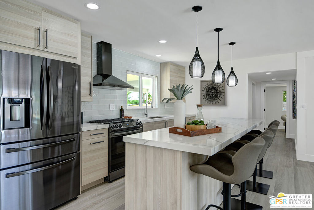 1463 Via Roberto Miguel