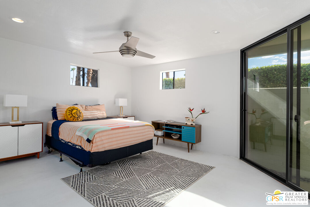 130 W Racquet Club Rd Unit: 314
