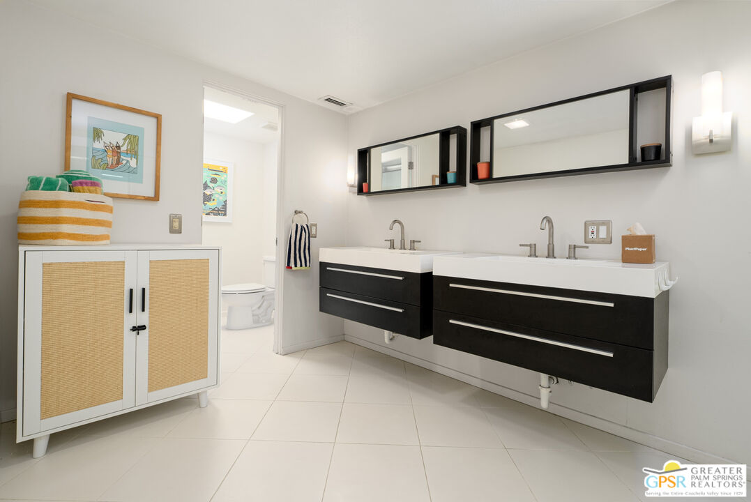 130 W Racquet Club Rd Unit: 314