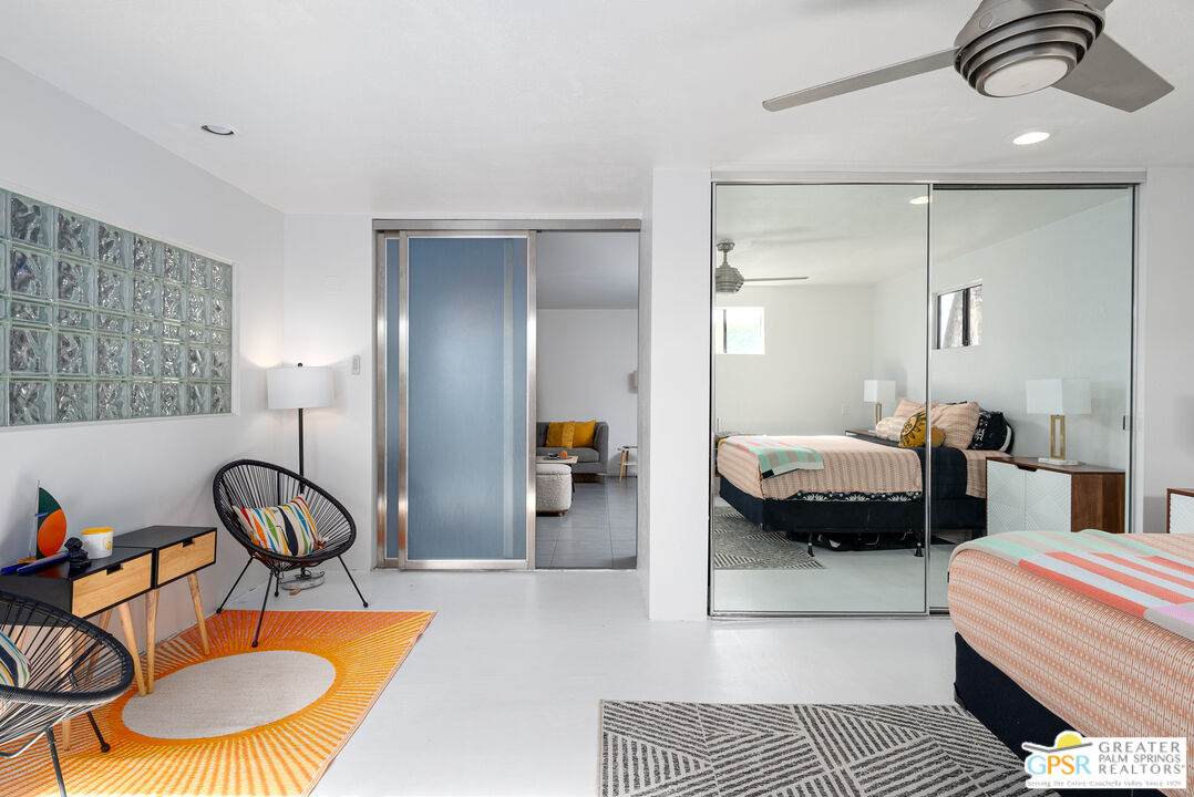 130 W Racquet Club Rd Unit: 314