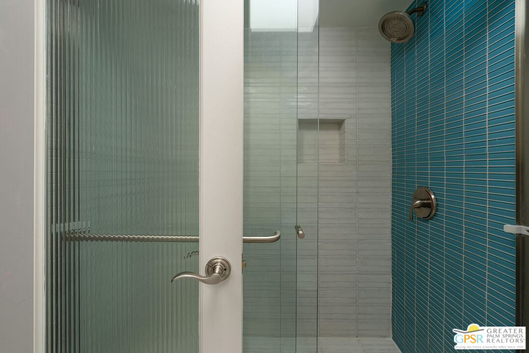 130 W Racquet Club Rd Unit: 314