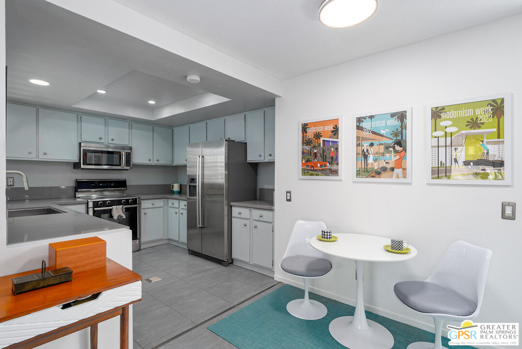 130 W Racquet Club Rd Unit: 314