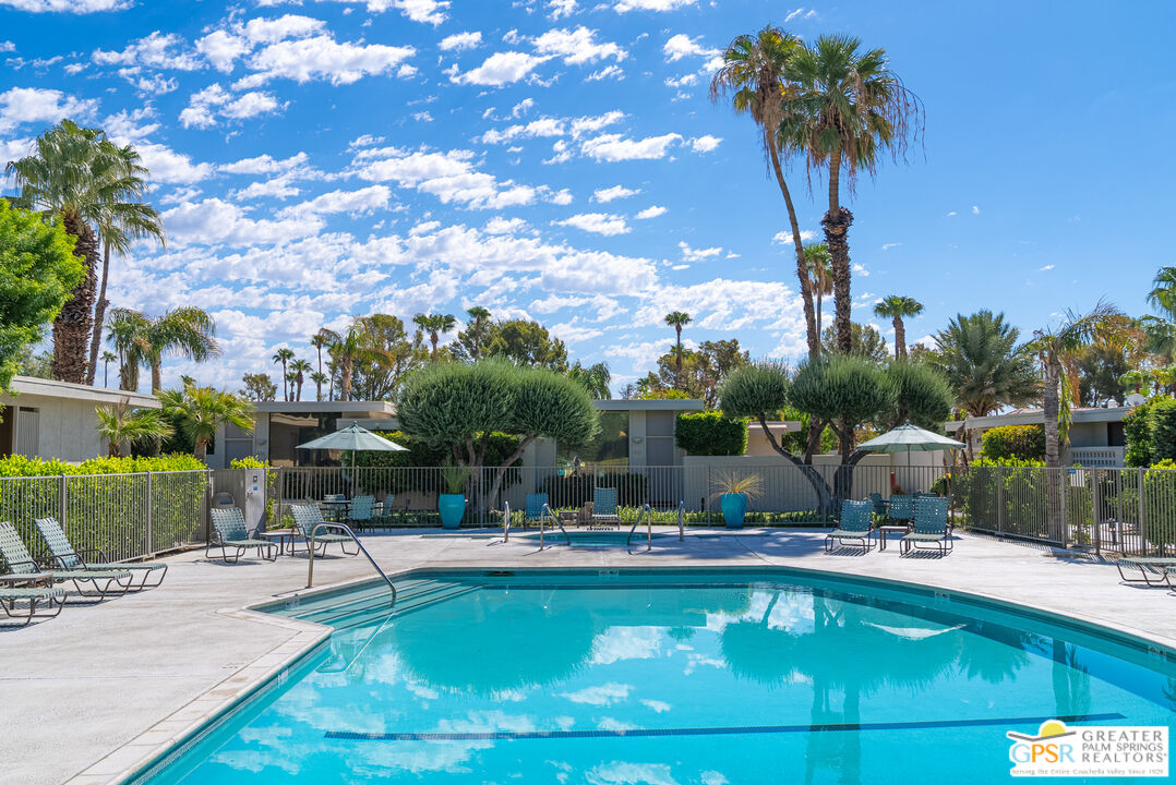 130 W Racquet Club Rd Unit: 314