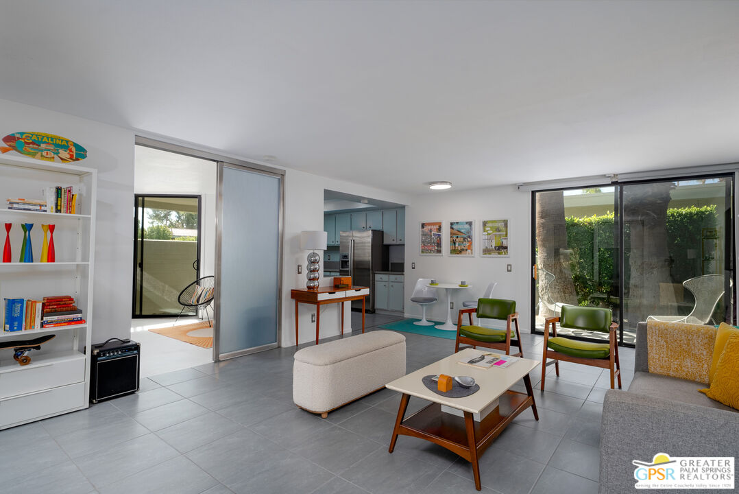 130 W Racquet Club Rd Unit: 314