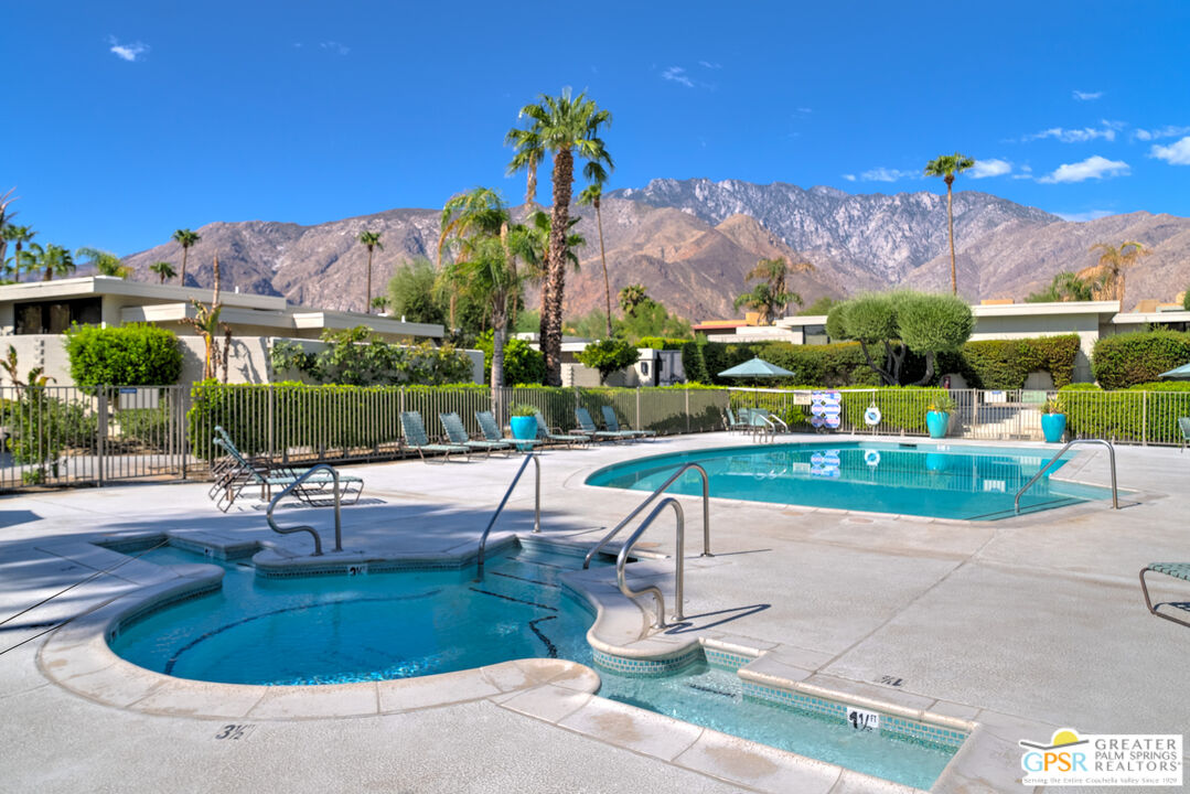 130 W Racquet Club Rd Unit: 314