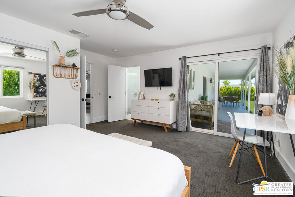 2893 E Valencia Road