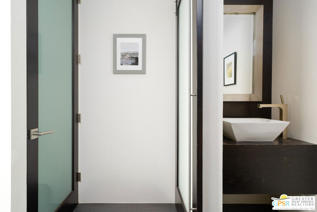 130 W Racquet Club Road 401