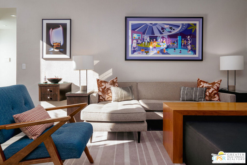 130 W Racquet Club Road 401