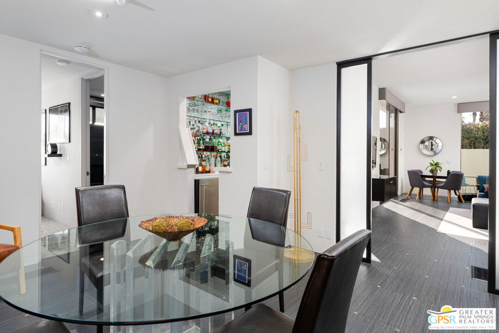 130 W Racquet Club Road 401