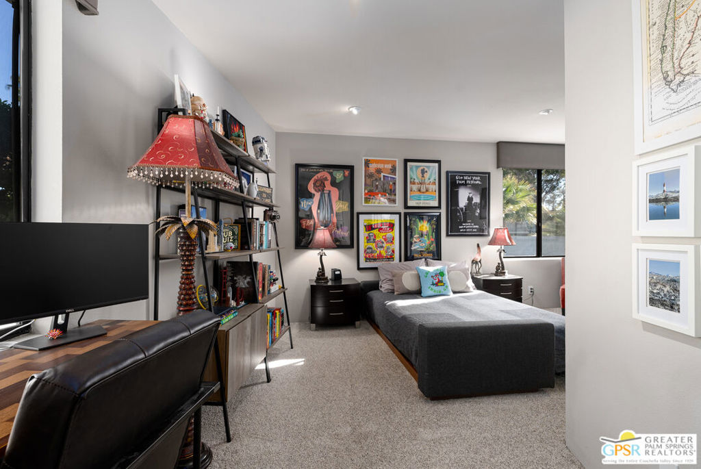 130 W Racquet Club Road 401