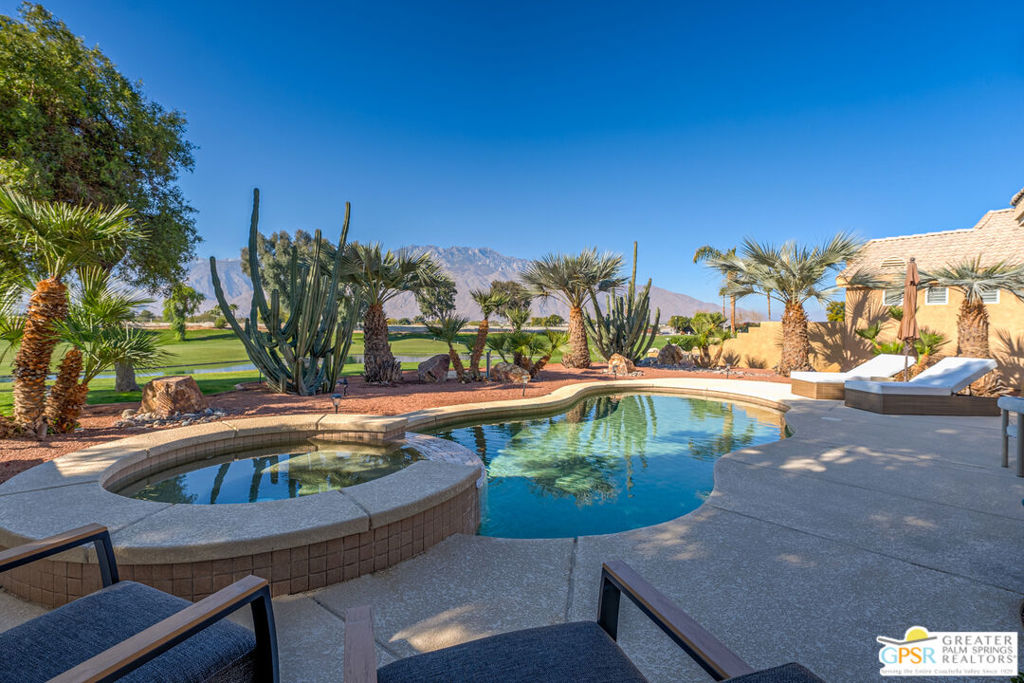 29655 W Laguna Drive