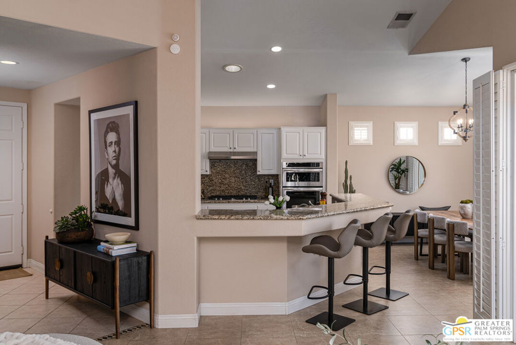 29655 W Laguna Drive