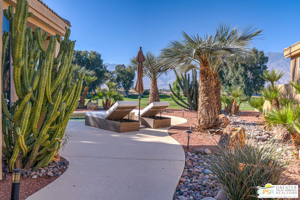 29655 W Laguna Drive