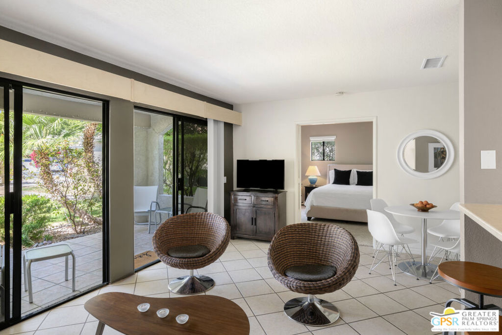 1835 N Via Miraleste 1611