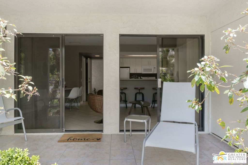 1835 N Via Miraleste 1611