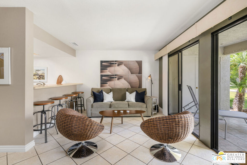 1835 N Via Miraleste 1611