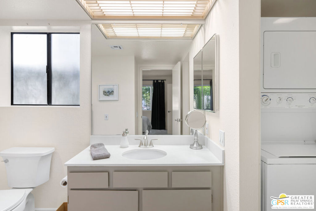 1835 N Via Miraleste 1611