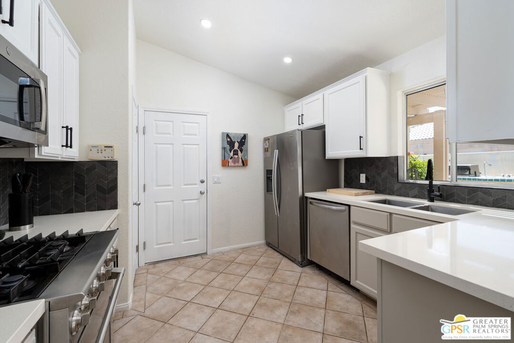 30205 Avenida Juarez