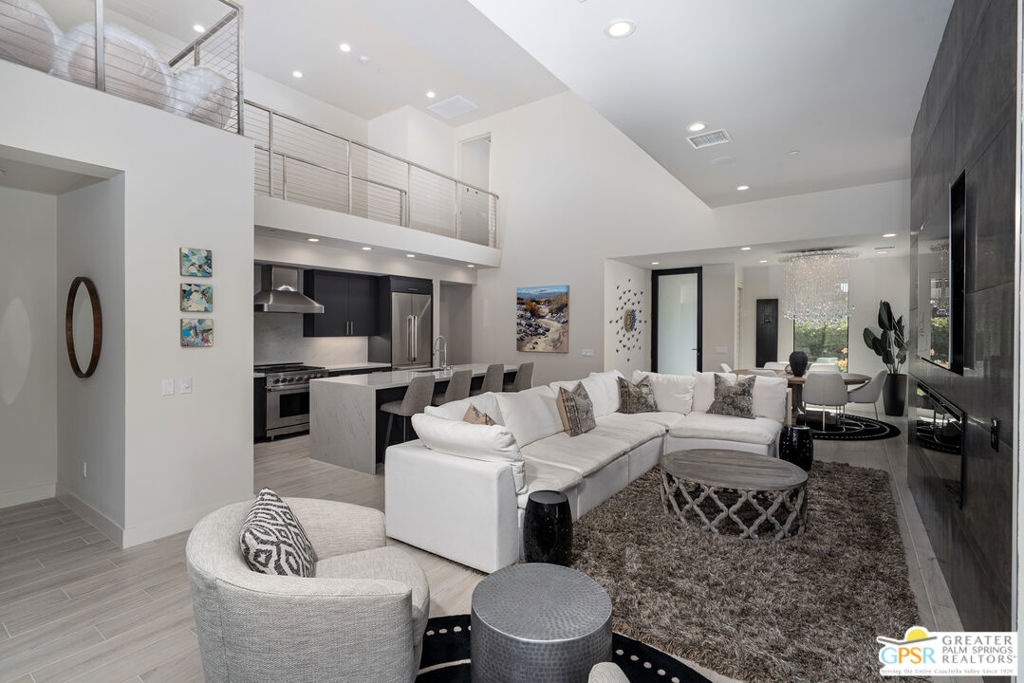 217 Vista Terrace