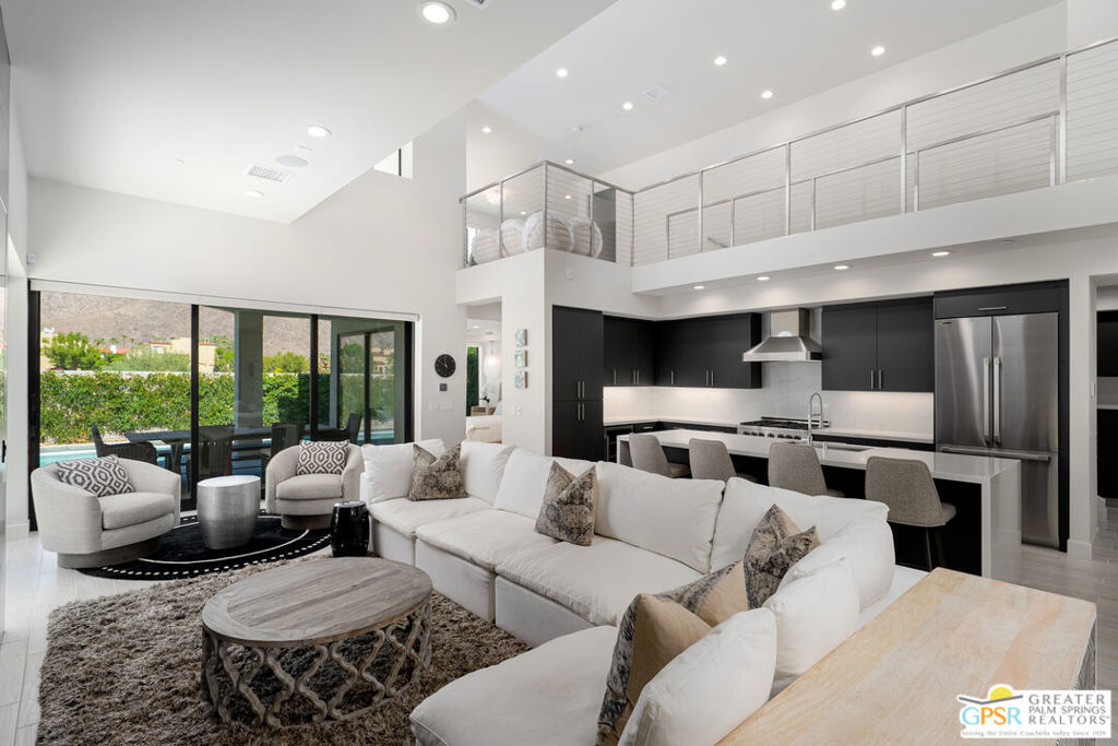 217 Vista Terrace