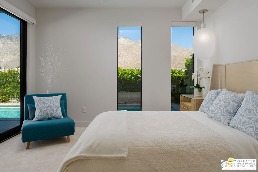 217 Vista Terrace