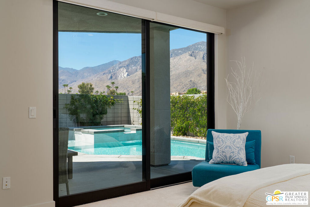 217 Vista Terrace