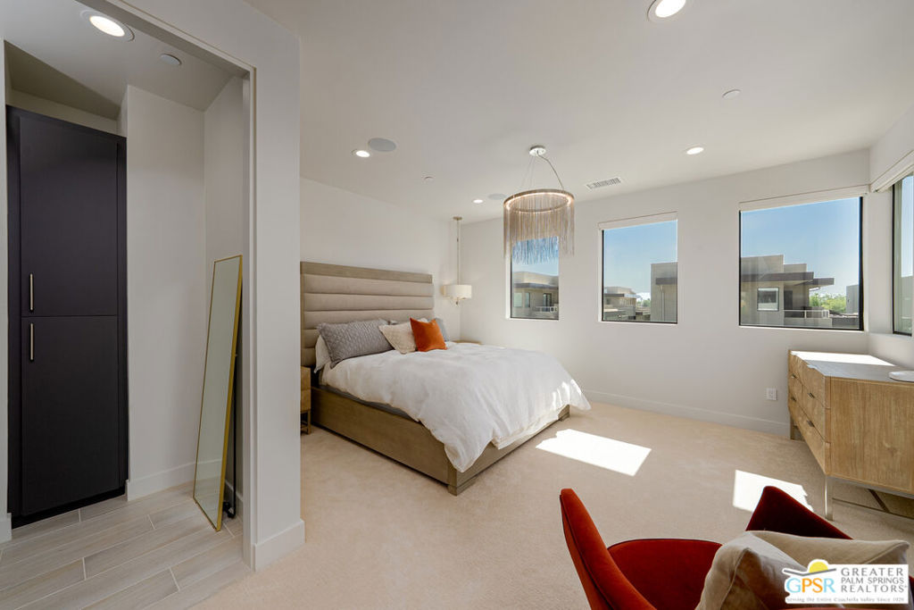 217 Vista Terrace