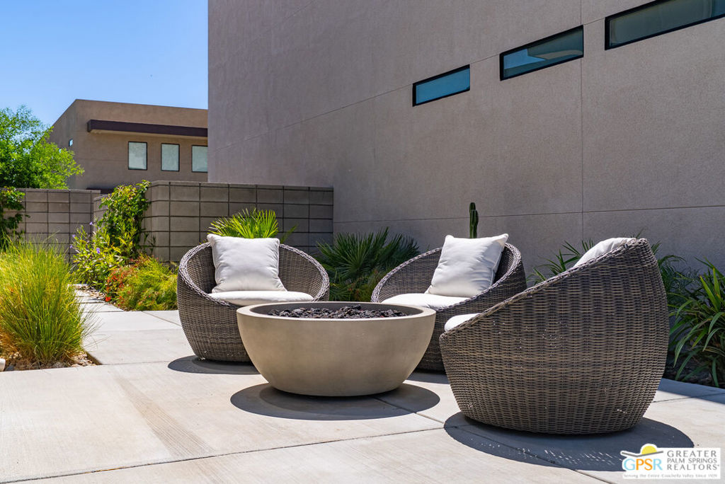 217 Vista Terrace