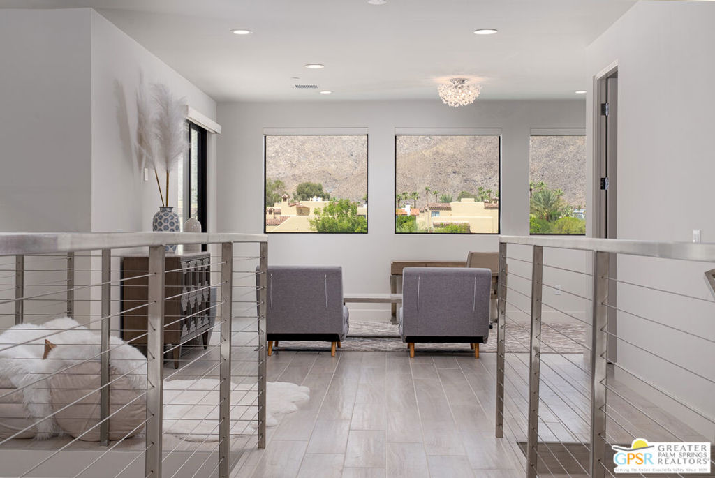 217 Vista Terrace