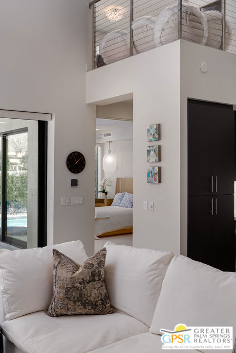 217 Vista Terrace