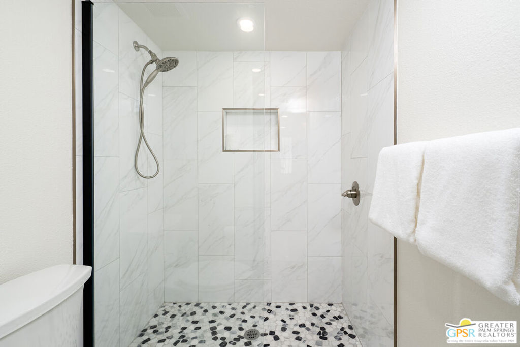 2023 N Via Miraleste 1017