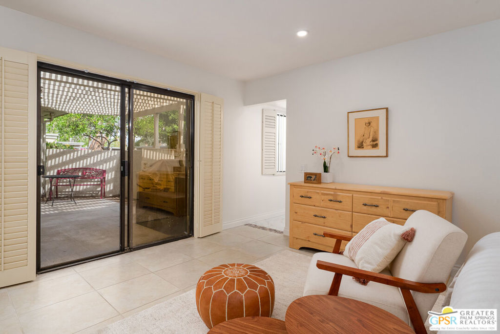 2023 N Via Miraleste 1017