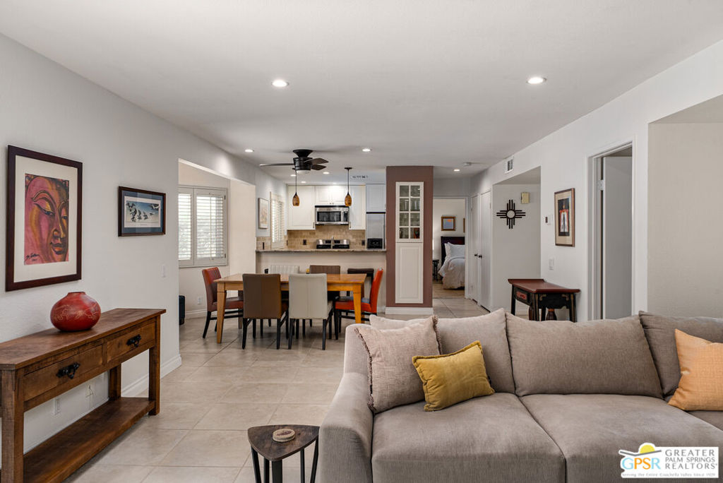 2023 N Via Miraleste 1017