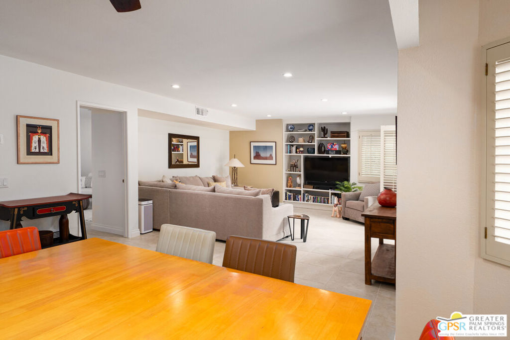 2023 N Via Miraleste 1017