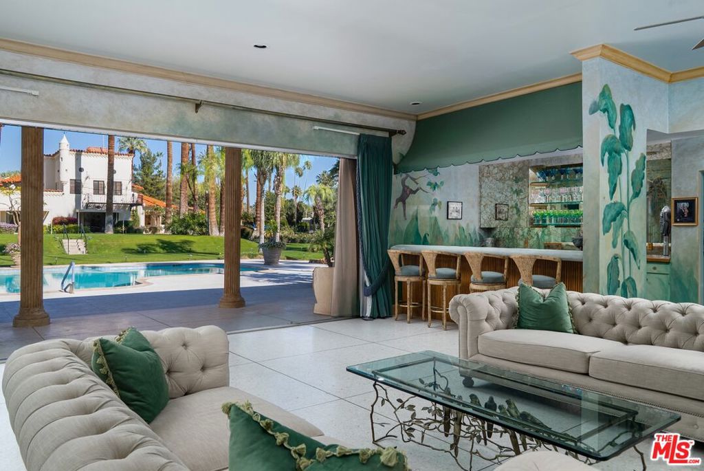 457 W Hermosa Place