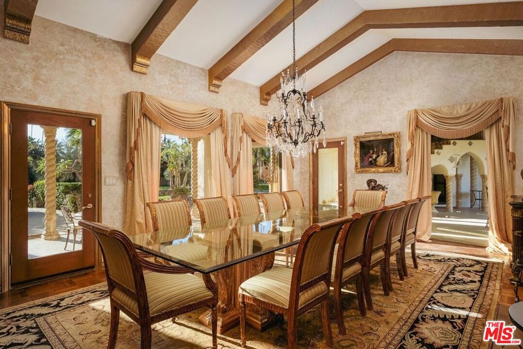 457 W Hermosa Place