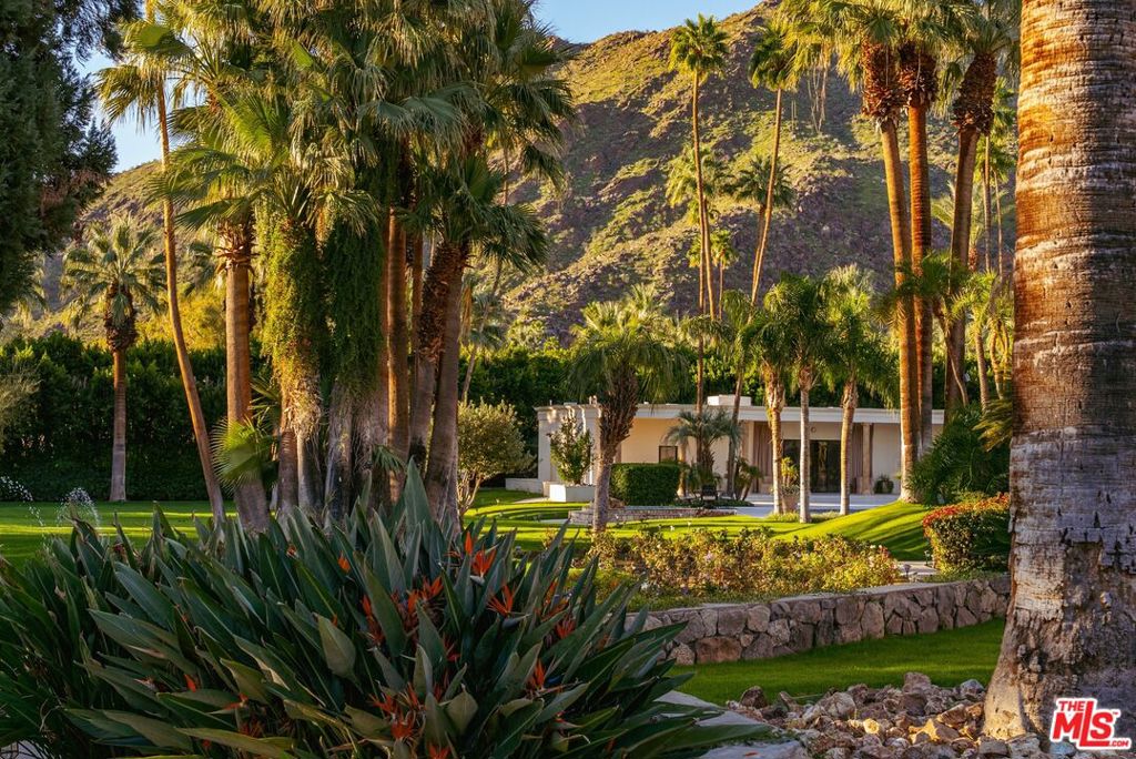 457 W Hermosa Place