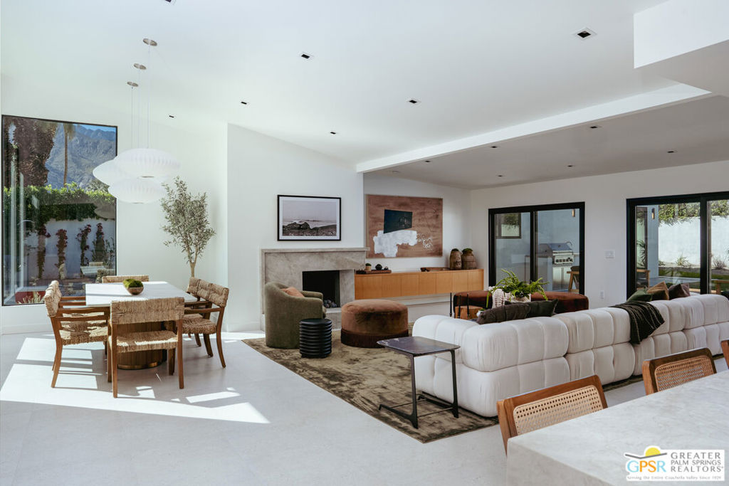 1956 E Park Drive