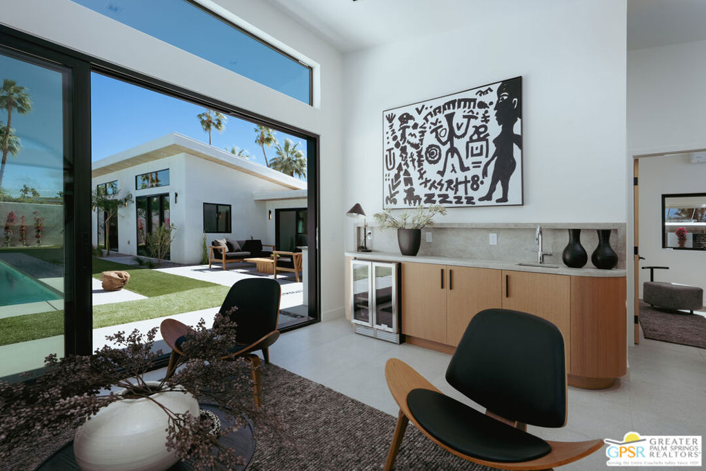 1956 E Park Drive