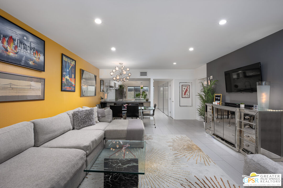 277 E Alejo Rd Unit: 124