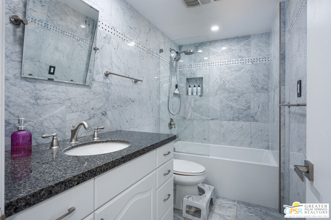 277 E Alejo Rd Unit: 124