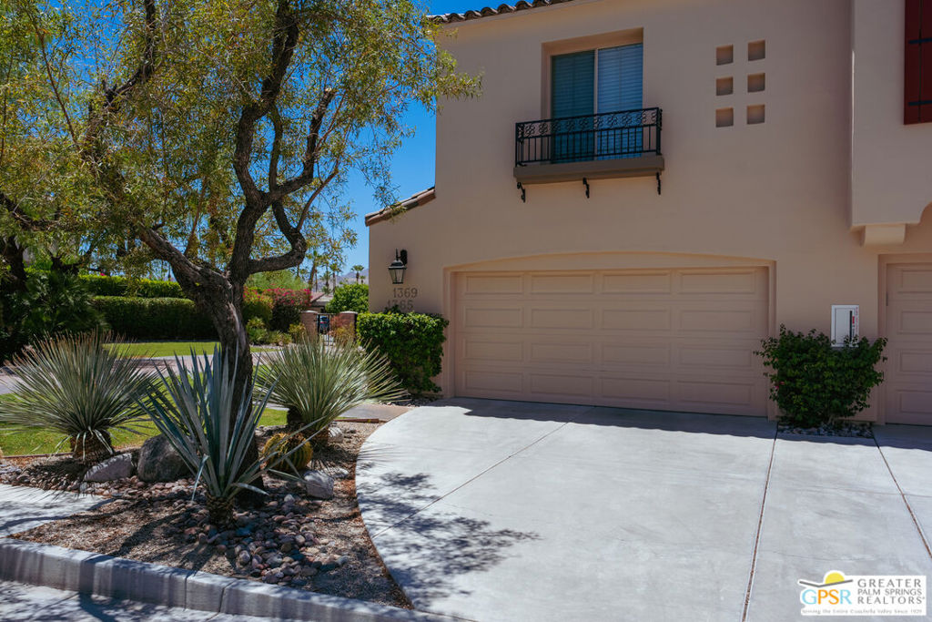 1365 Yermo Drive